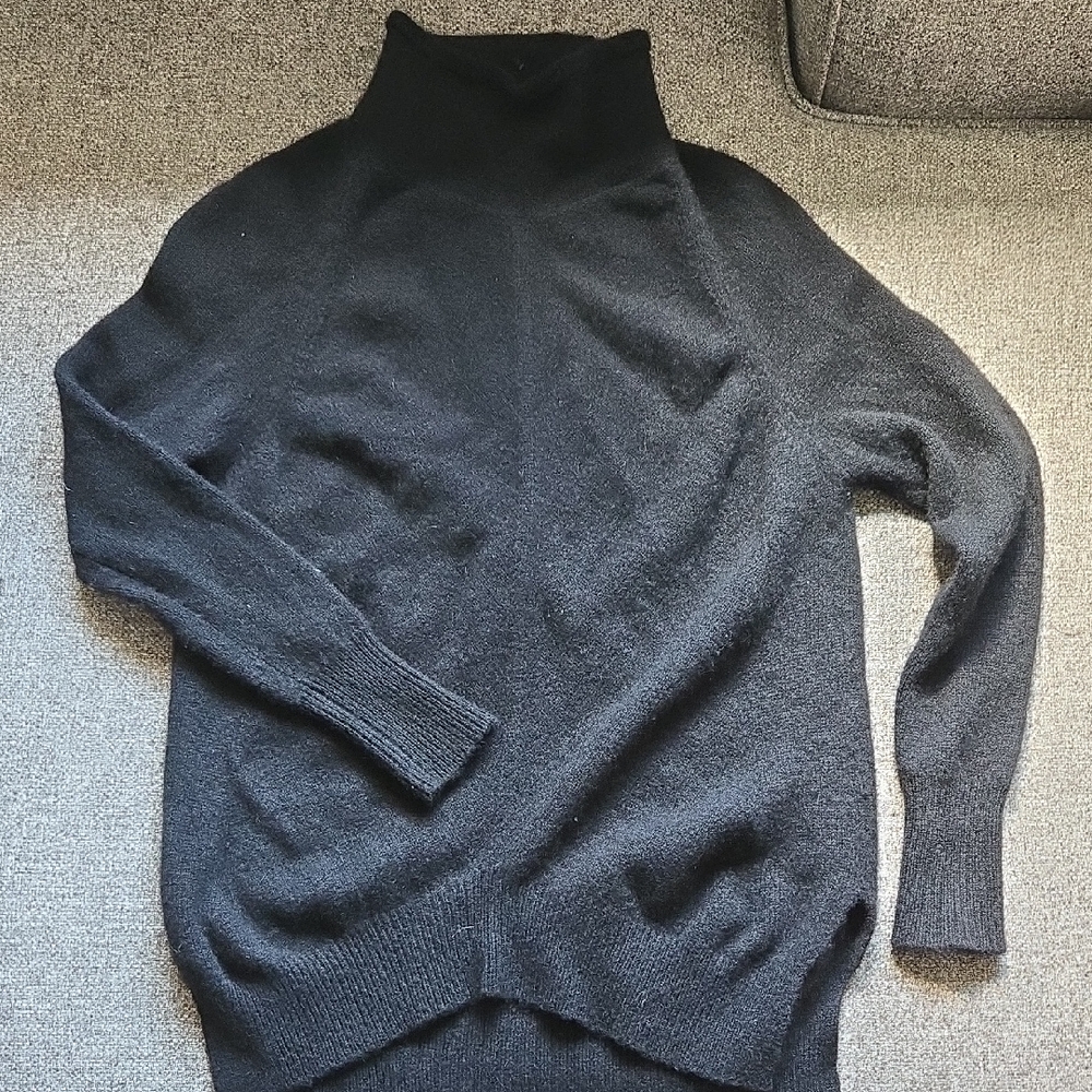 Cashmere Black Turtleneck Sweater